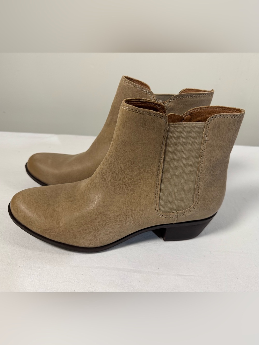 Lucky Brand Women's ankle booties boots brown new size 7.5